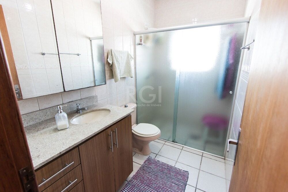 Casa à venda com 3 quartos, 212m² - Foto 5