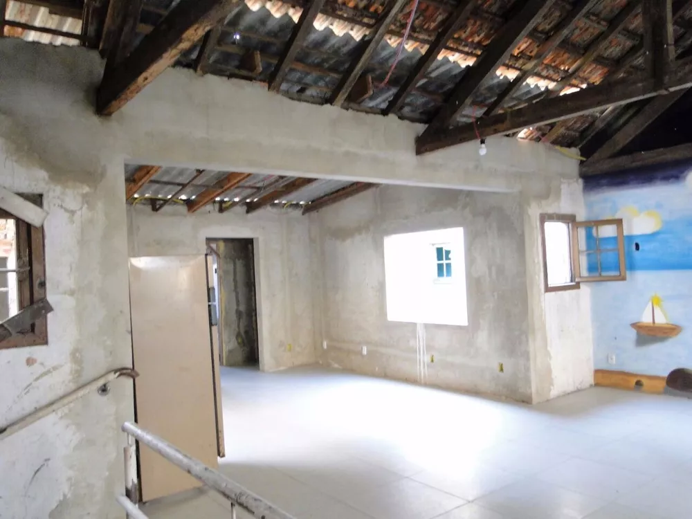 Prédio Inteiro à venda com 1 quarto, 141m² - Foto 1