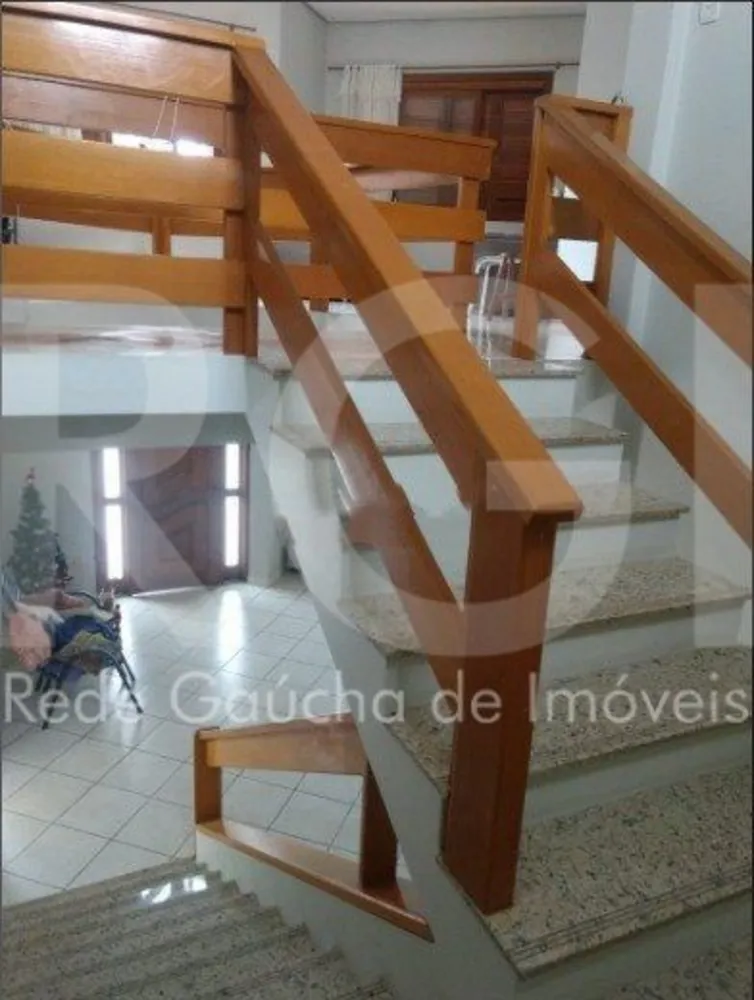 Casa, 4 quartos, 288 m² - Foto 1