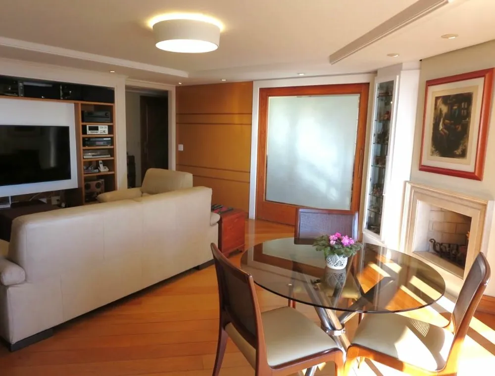 Apartamento, 4 quartos, 215 m² - Foto 2