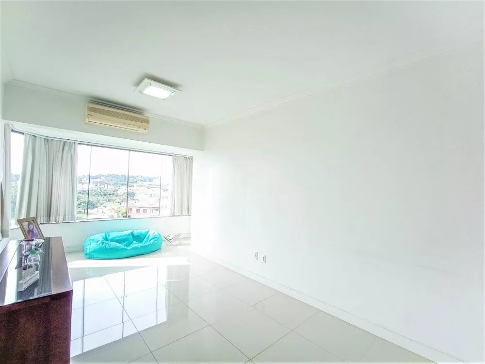 Cobertura à venda com 2 quartos, 175m² - Foto 3