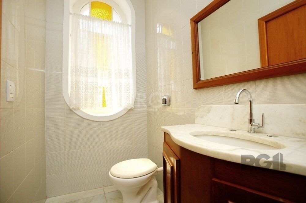 Casa à venda com 3 quartos, 241m² - Foto 11