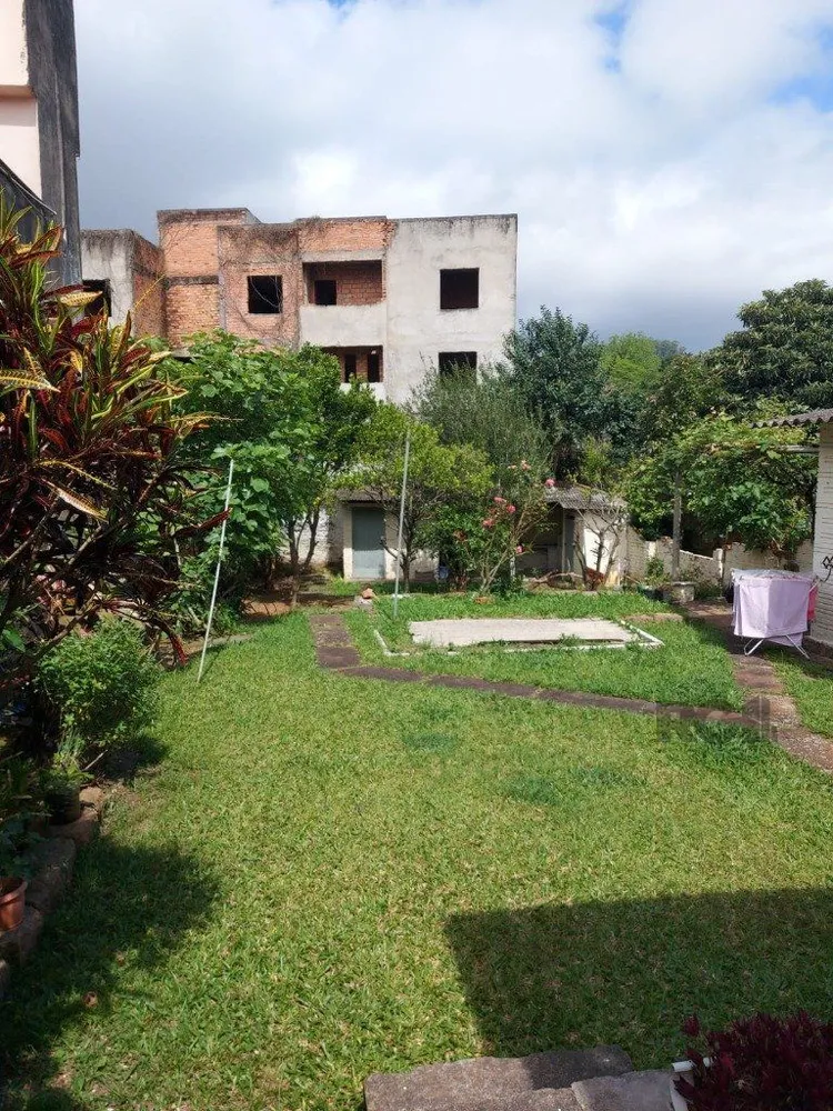 Casa, 4 quartos, 330 m² - Foto 2