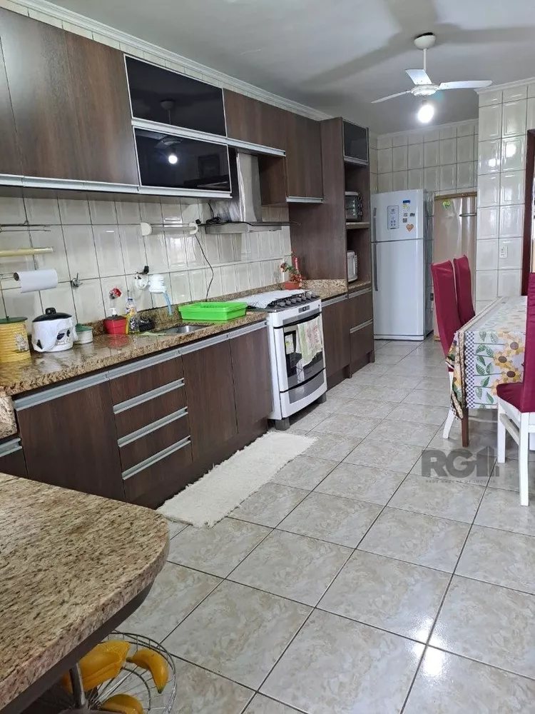 Casa à venda com 5 quartos, 219m² - Foto 5