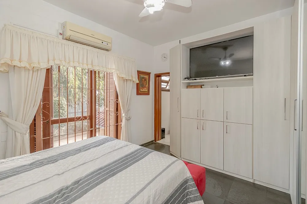 Casa, 4 quartos, 351 m² - Foto 4