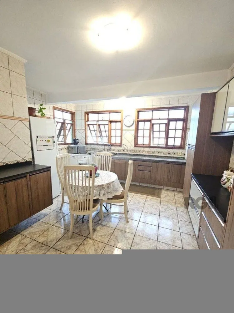 Casa, 5 quartos, 277 m² - Foto 1