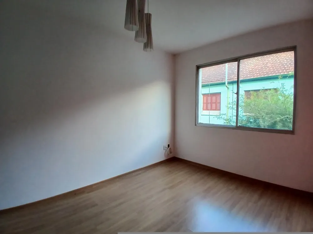 Casa, 4 quartos, 251 m² - Foto 2