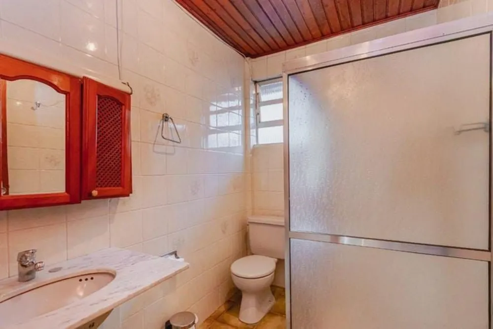Casa, 6 quartos, 243 m² - Foto 3