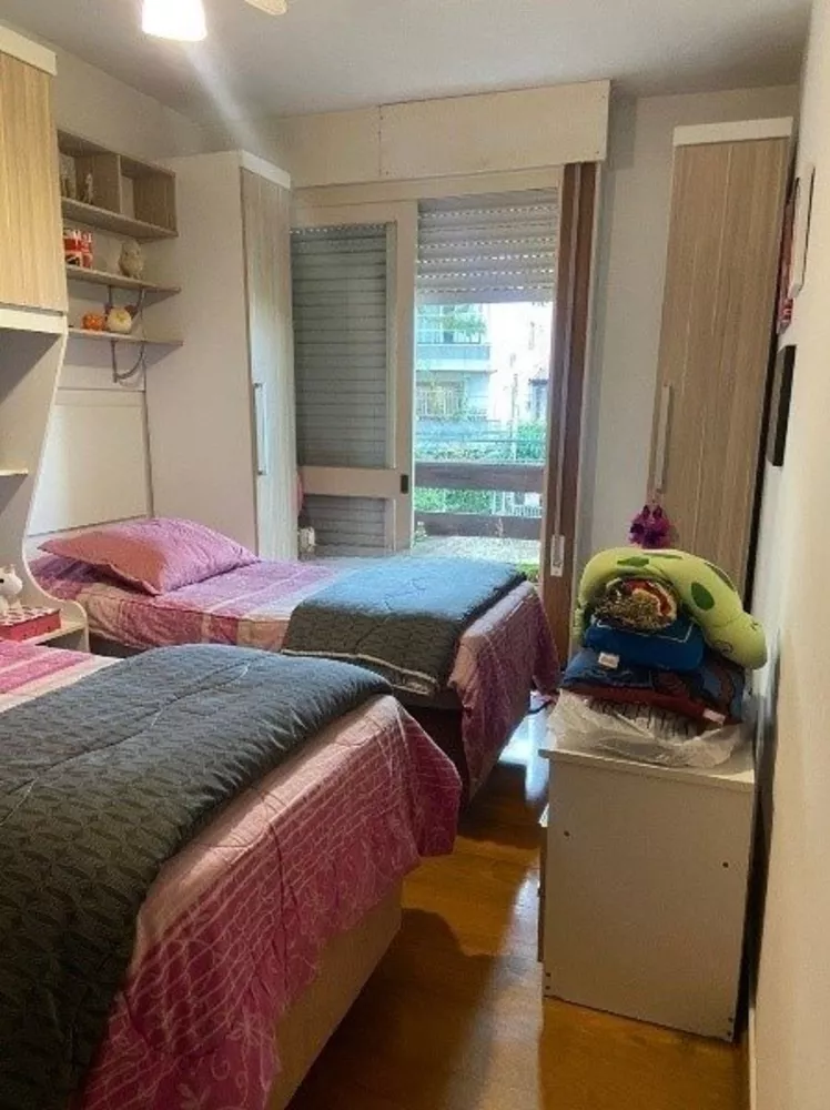 Apartamento à venda com 2 quartos, 70m² - Foto 3