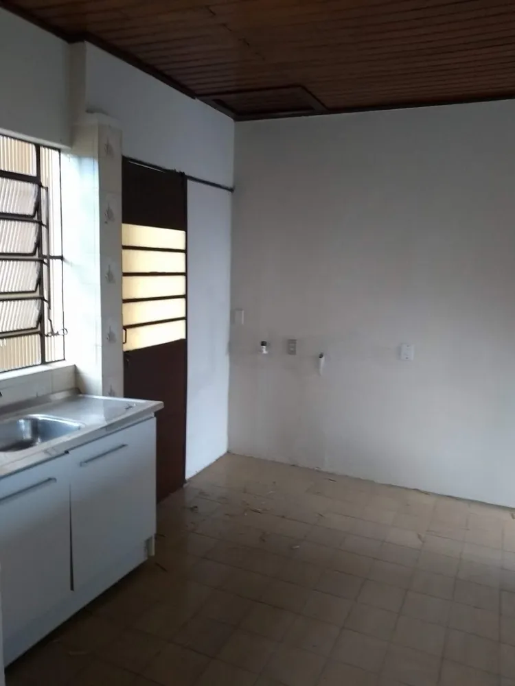 Casa, 3 quartos, 233 m² - Foto 1