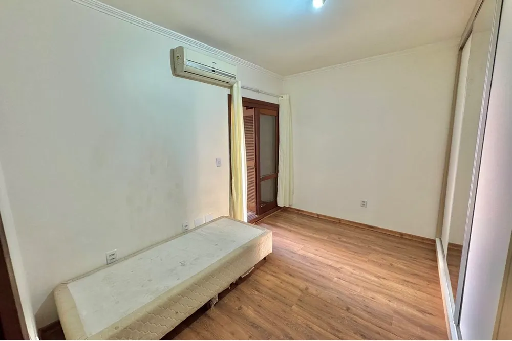 Casa, 3 quartos, 236 m² - Foto 5