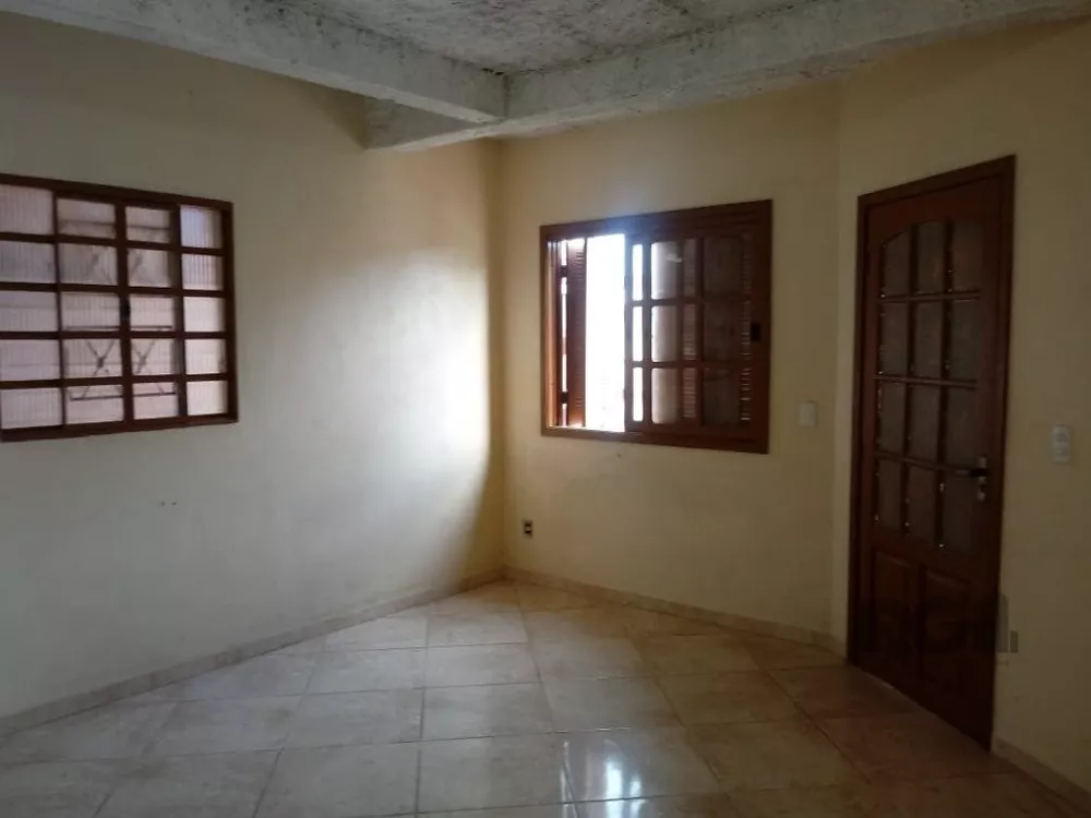 Casa à venda com 1 quarto, 54m² - Foto 2