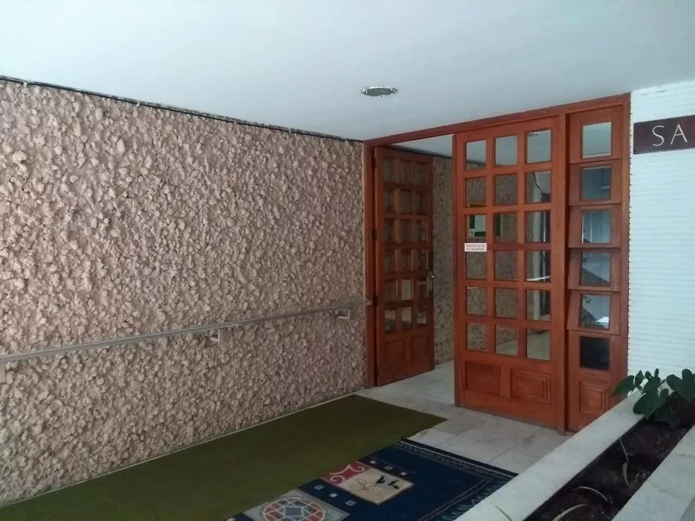 Apartamento à venda com 2 quartos, 71m² - Foto 1