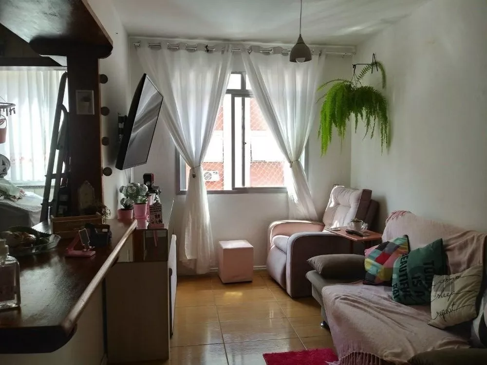 Apartamento à venda com 2 quartos, 61m² - Foto 1