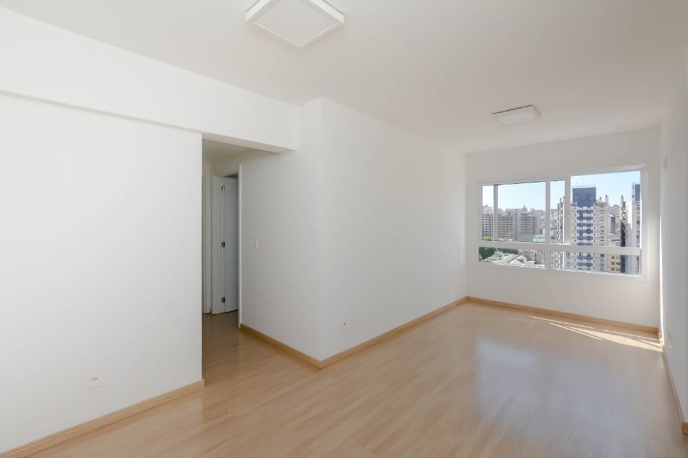 Apartamento à venda com 2 quartos, 62m² - Foto 1