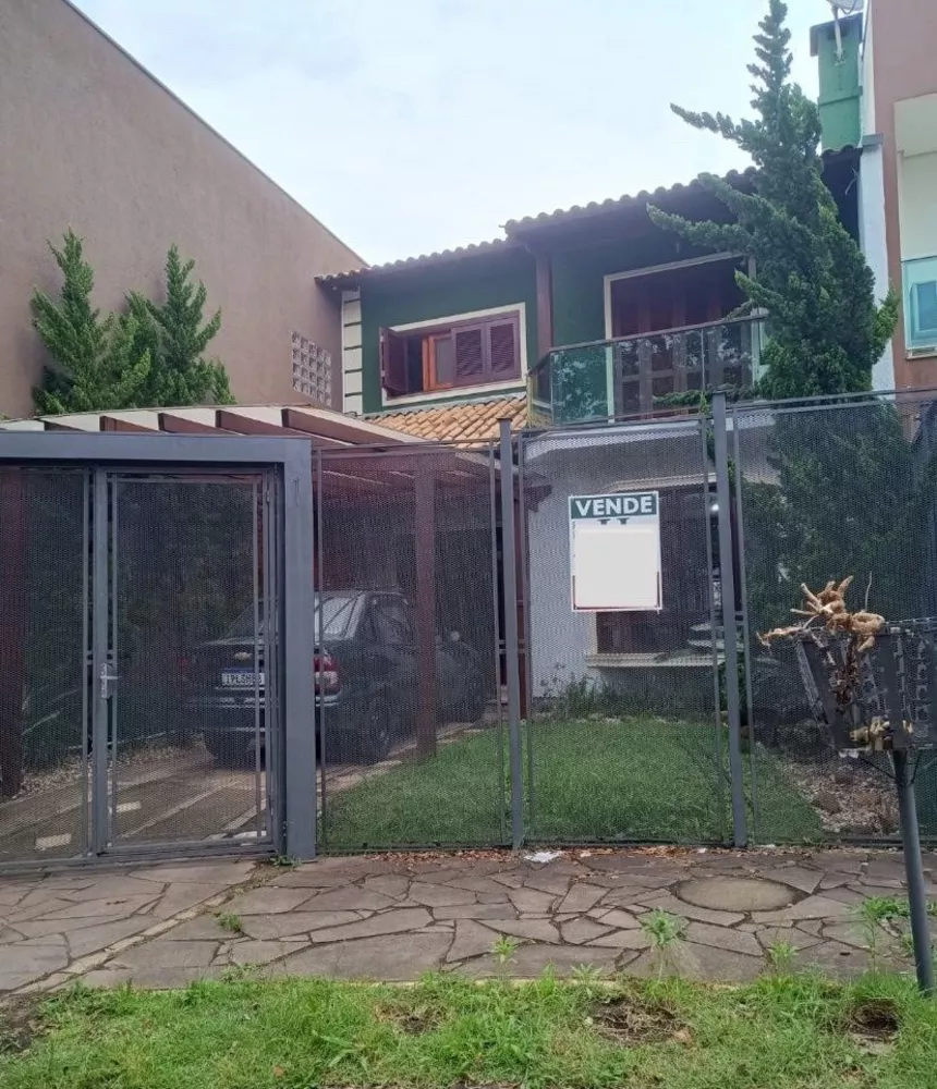 Casa à venda com 3 quartos, 149m² - Foto 1