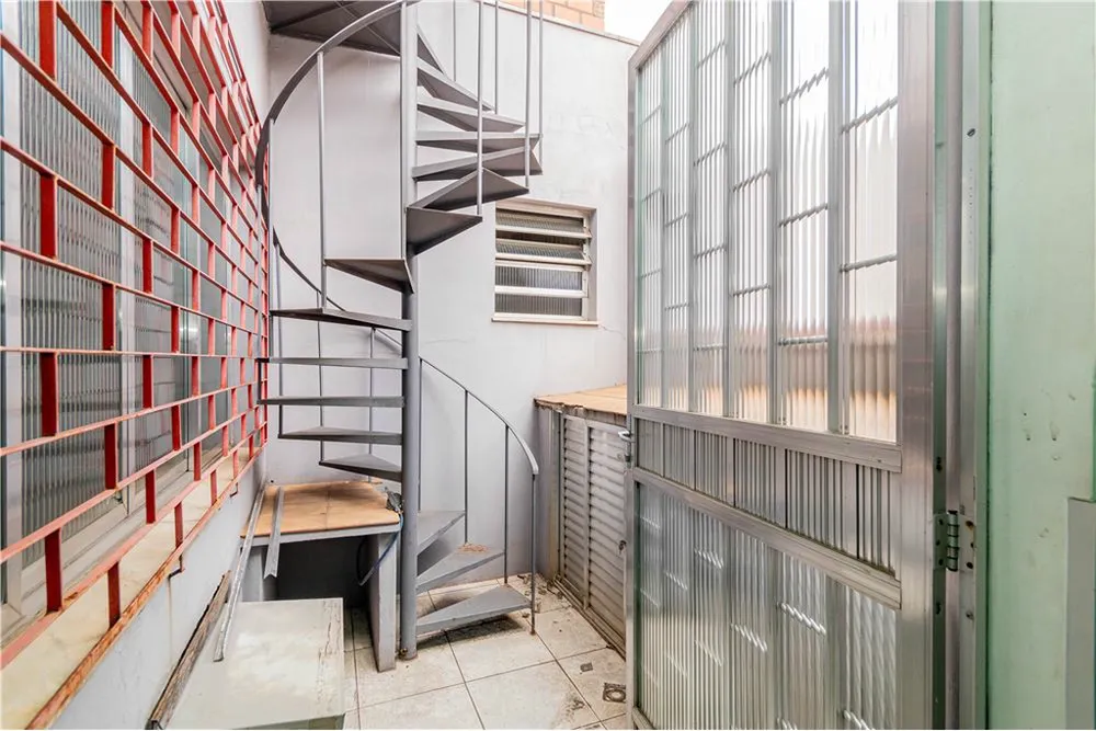Depósito-Galpão, 349 m² - Foto 1