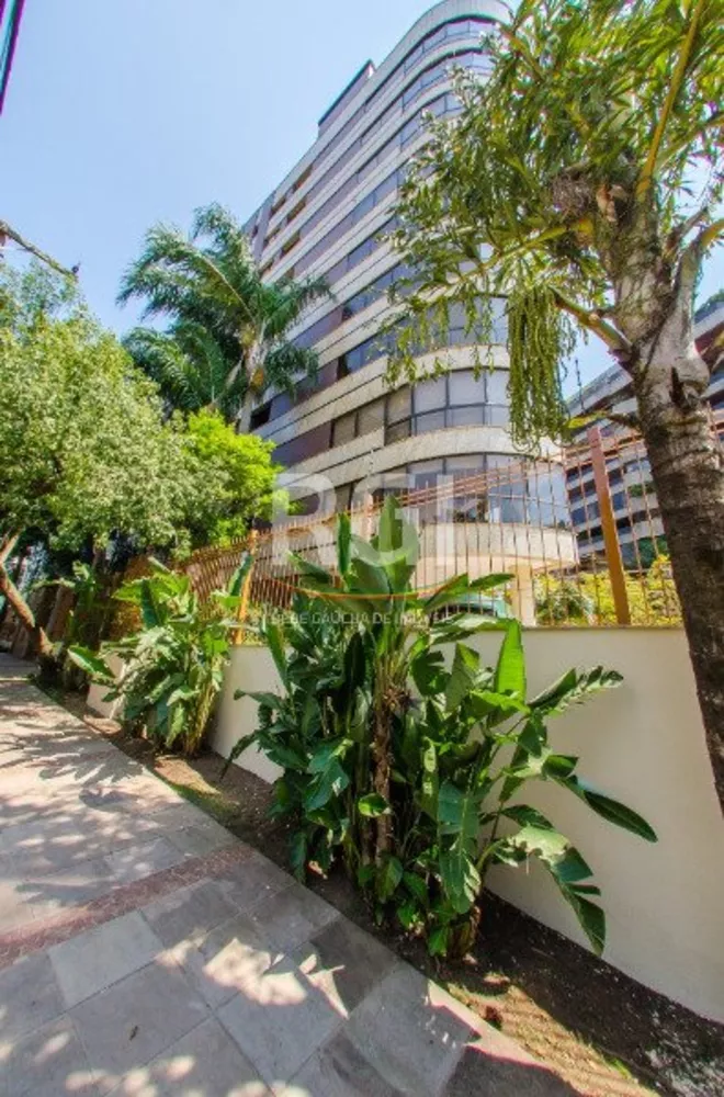 Apartamento à venda com 3 quartos, 256m² - Foto 1