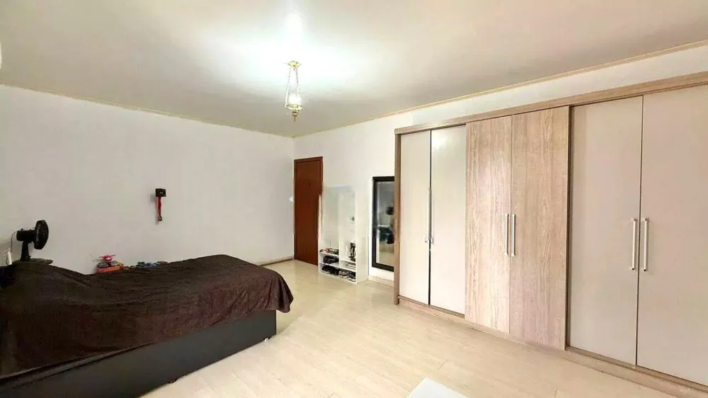 Casa, 3 quartos, 223 m² - Foto 4