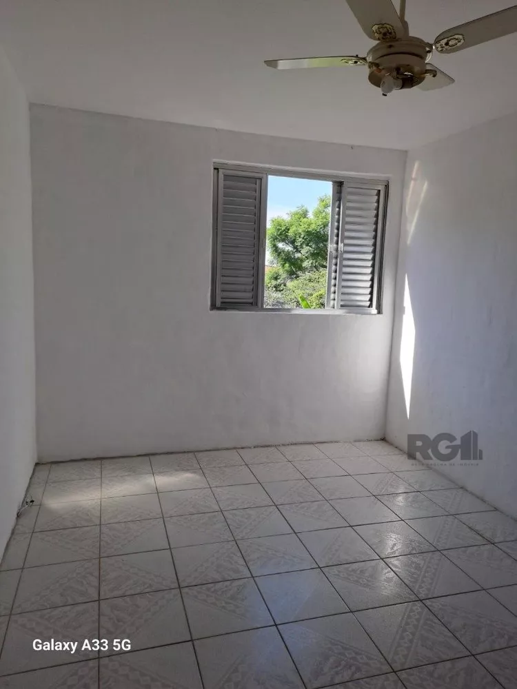 Apartamento à venda com 2 quartos, 42m² - Foto 2