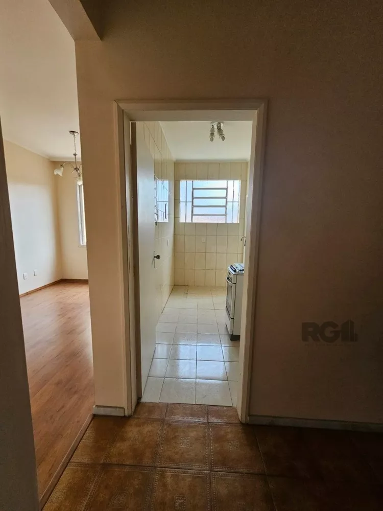 Apartamento à venda com 2 quartos, 74m² - Foto 2