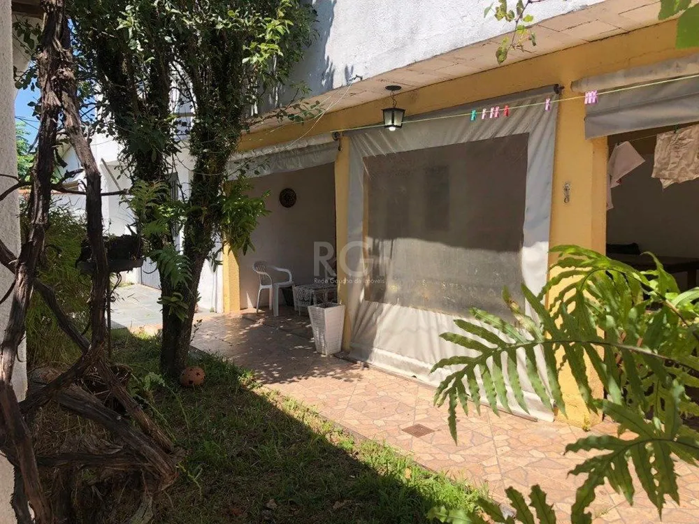 Casa, 3 quartos, 327 m² - Foto 1