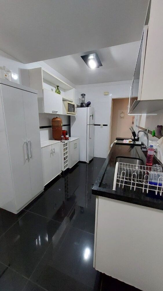 Apartamento à venda com 2 quartos, 62m² - Foto 7