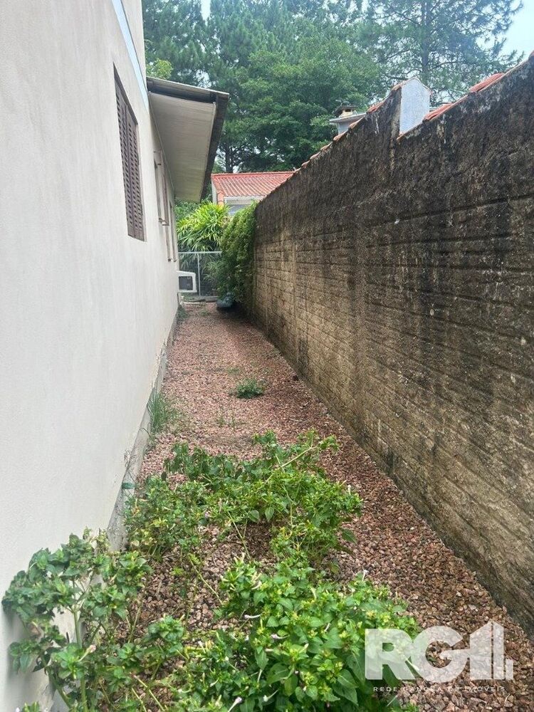 Casa à venda com 3 quartos, 234m² - Foto 8