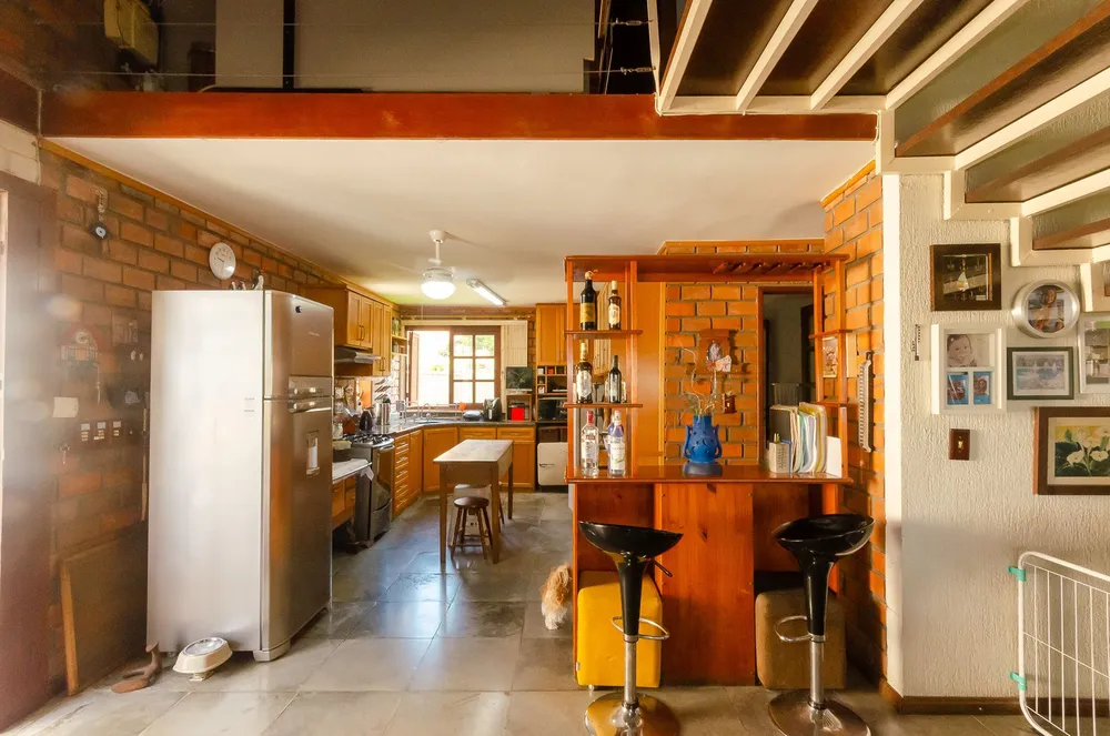 Casa, 3 quartos, 256 m² - Foto 2