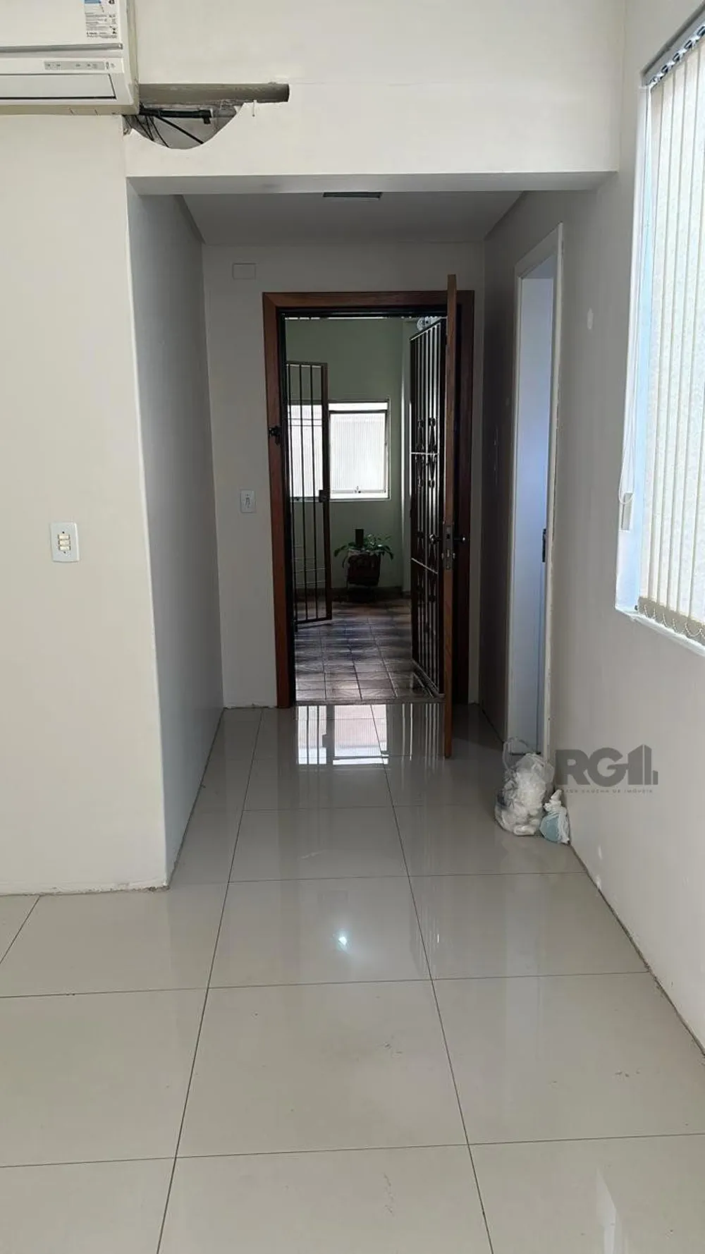 Casa, 5 quartos, 159 m² - Foto 2
