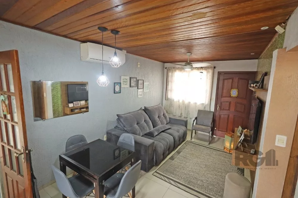 Casa à venda com 2 quartos, 64m² - Foto 4