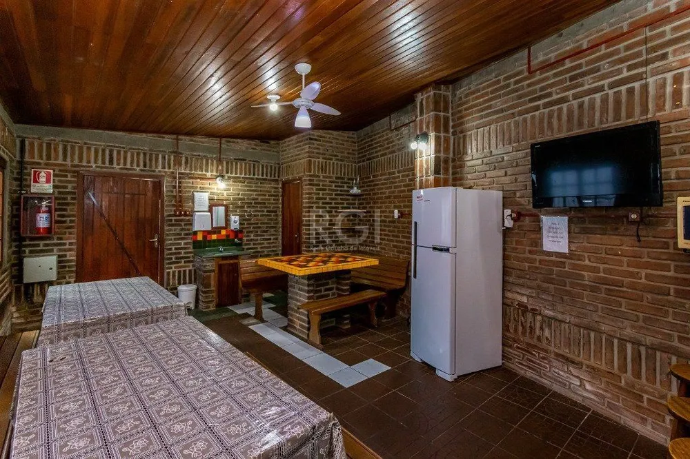 Casa, 3 quartos, 209 m² - Foto 4