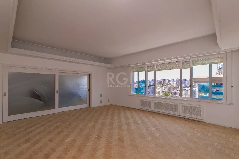 Apartamento à venda com 3 quartos, 231m² - Foto 2