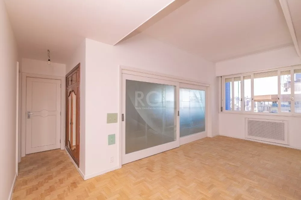 Apartamento à venda com 3 quartos, 231m² - Foto 3