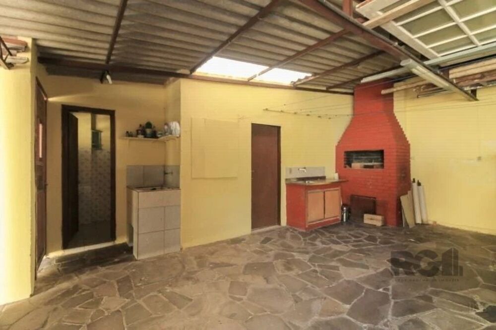 Casa à venda com 3 quartos, 313m² - Foto 7