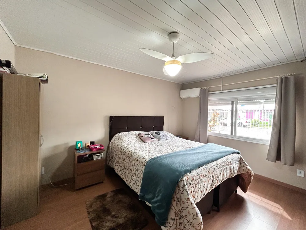 Casa, 4 quartos, 141 m² - Foto 1