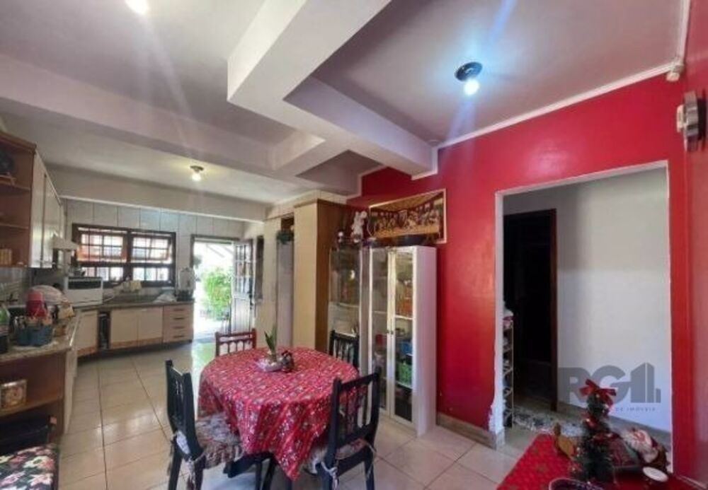 Casa à venda com 4 quartos, 241001m² - Foto 2
