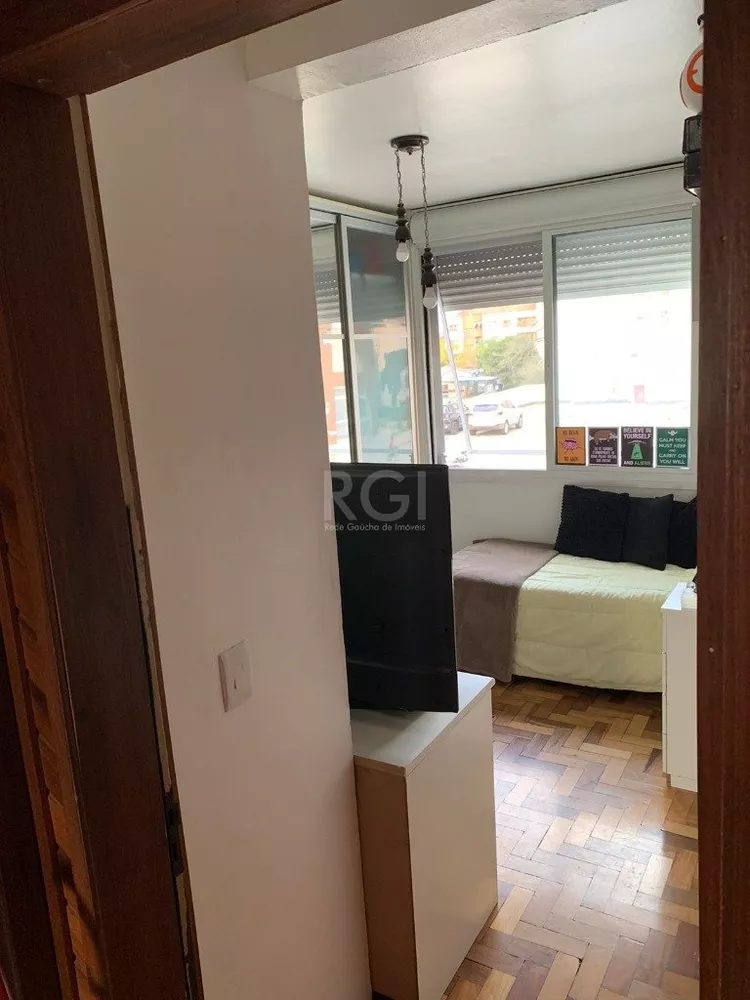 Apartamento à venda com 2 quartos, 63m² - Foto 4