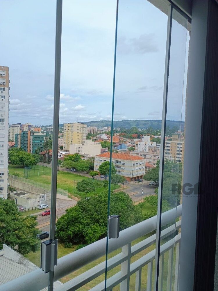Apartamento à venda com 3 quartos, 76m² - Foto 1