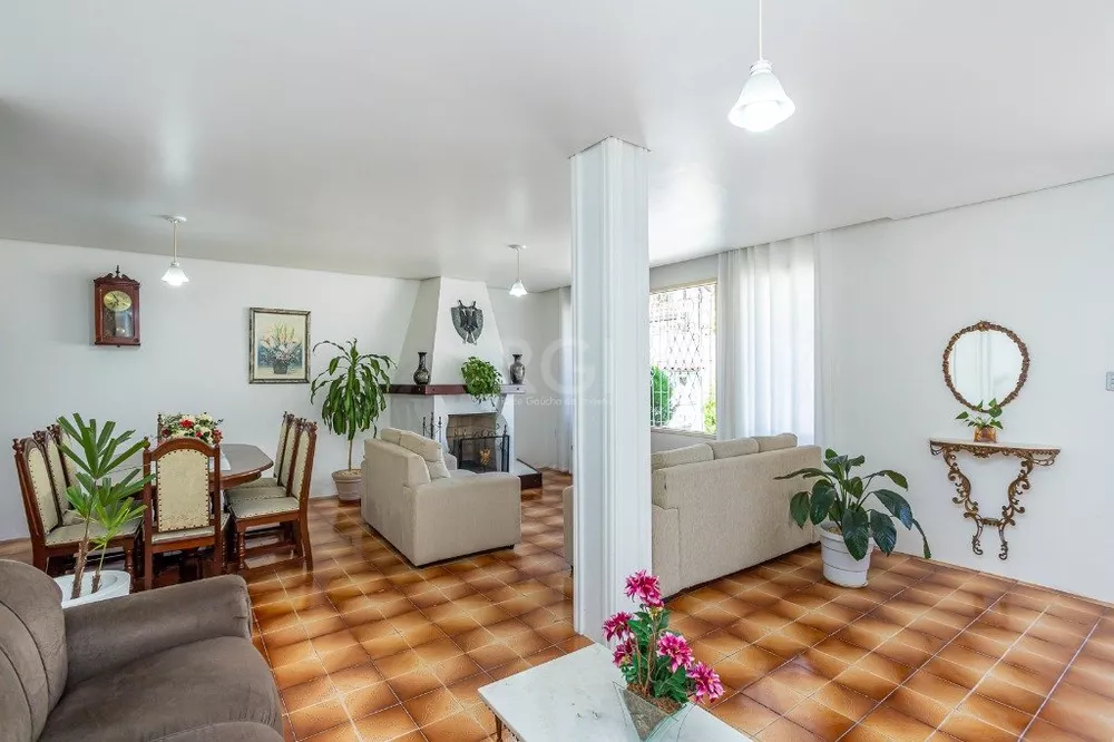 Casa à venda com 3 quartos, 164m² - Foto 4