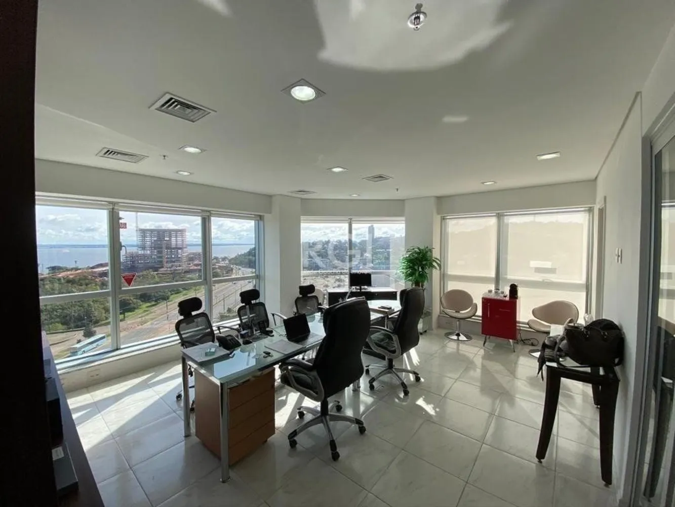 Casa, 2 quartos, 177 m² - Foto 1