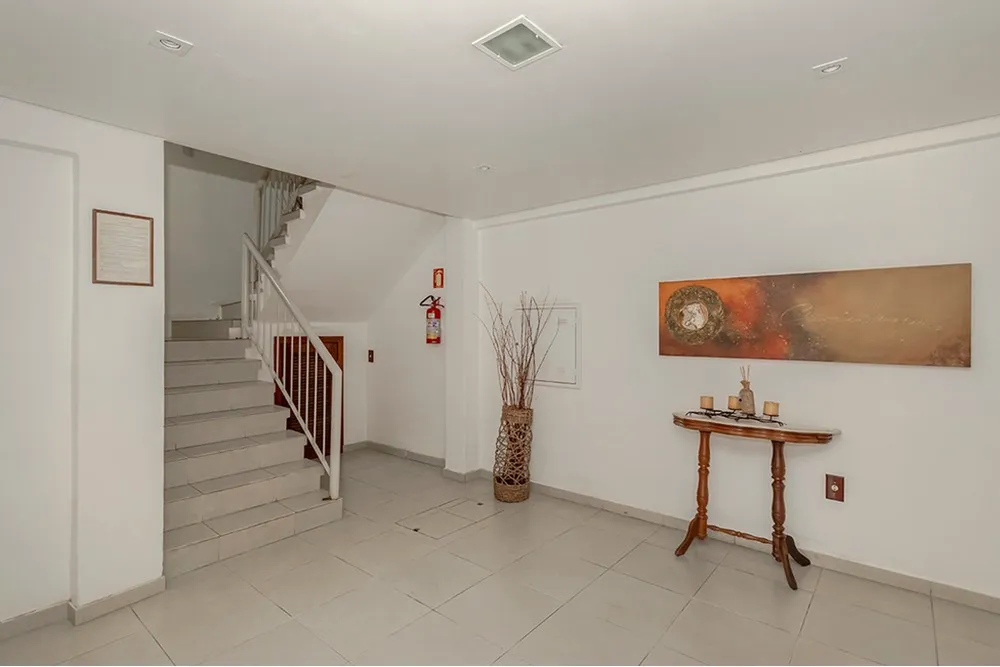 Cobertura, 3 quartos, 244 m² - Foto 4