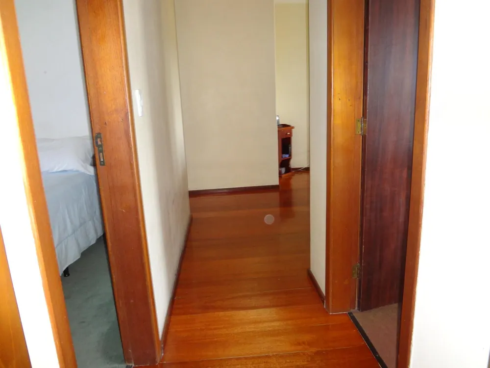 Casa, 3 quartos, 229 m² - Foto 1