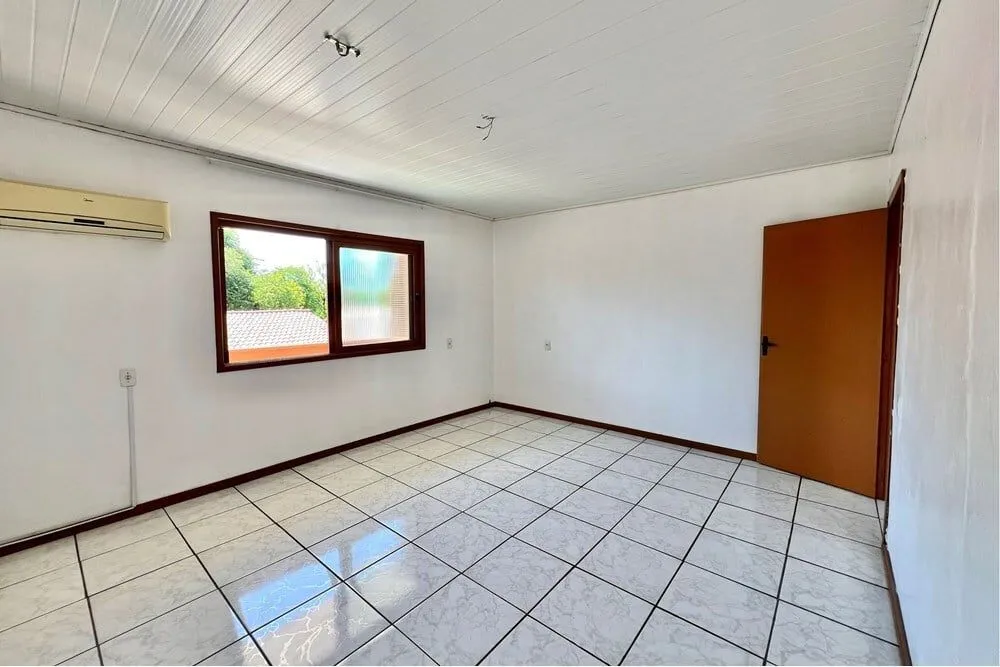 Casa, 5 quartos, 293 m² - Foto 1