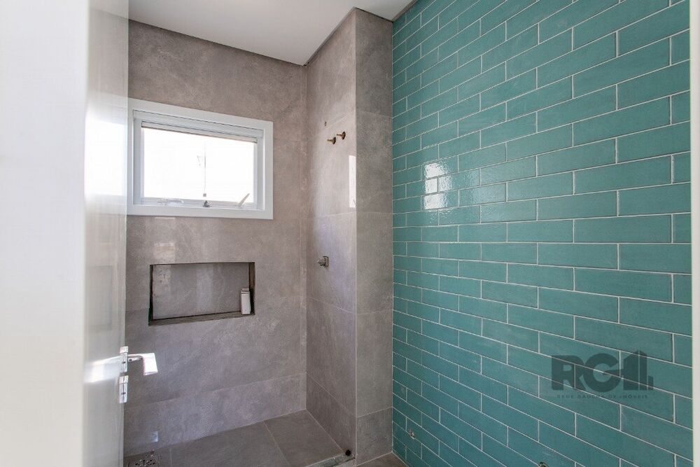 Casa de Condomínio à venda com 4 quartos, 298m² - Foto 4