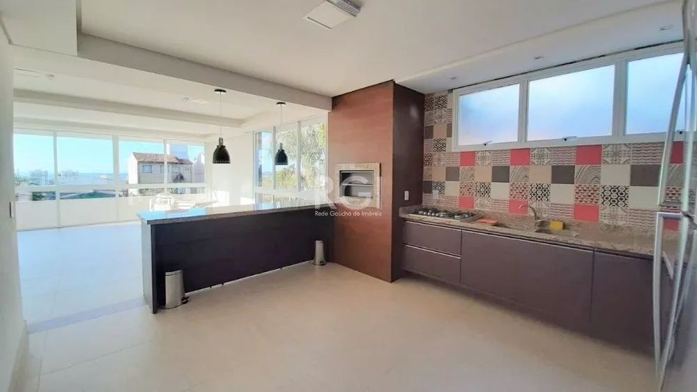 Apartamento à venda com 3 quartos, 145m² - Foto 2