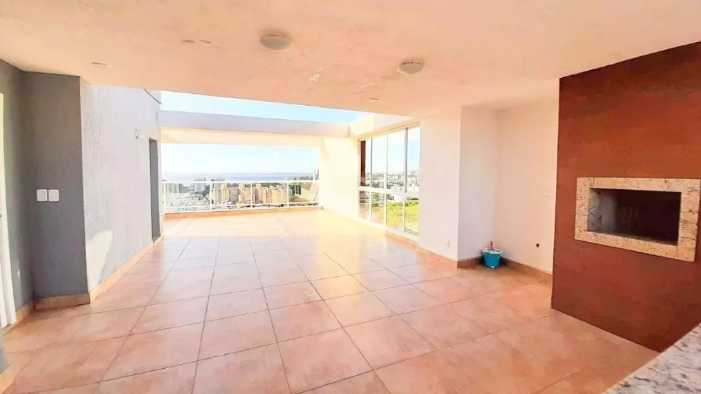 Apartamento à venda com 3 quartos, 145m² - Foto 3