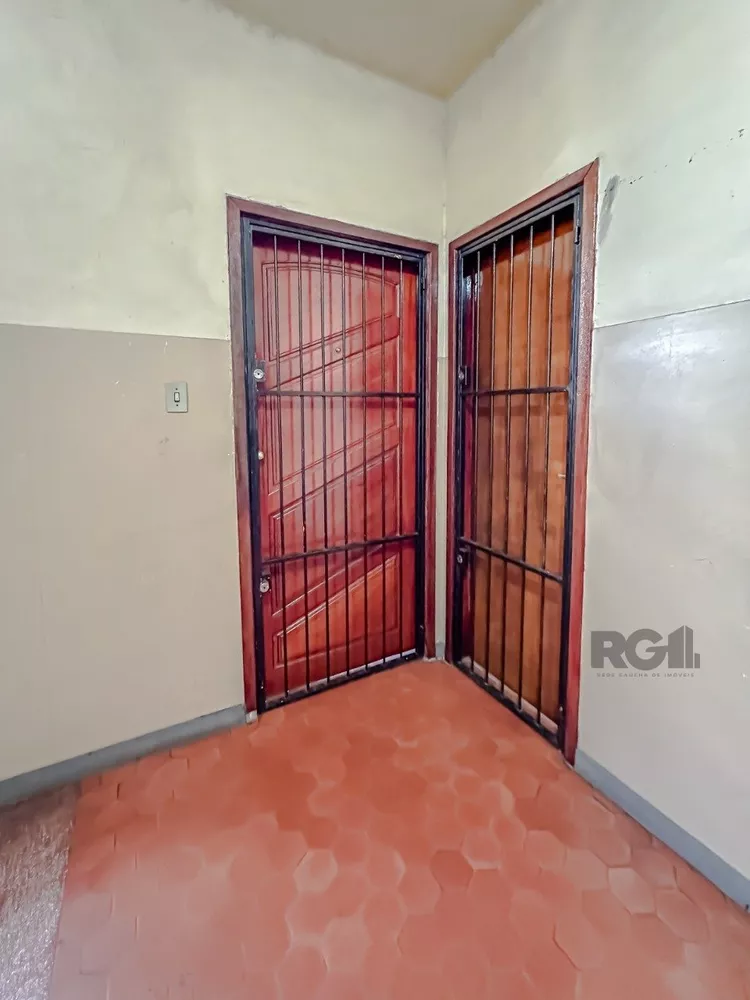 Apartamento à venda com 2 quartos, 67m² - Foto 3