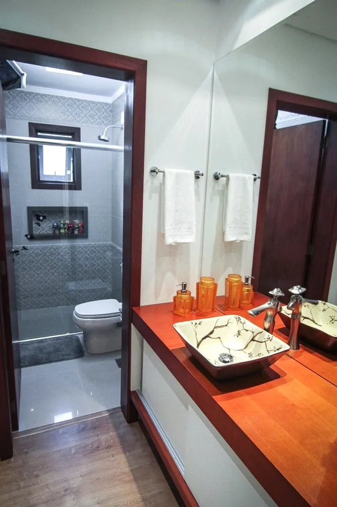 Casa, 3 quartos, 236 m² - Foto 1