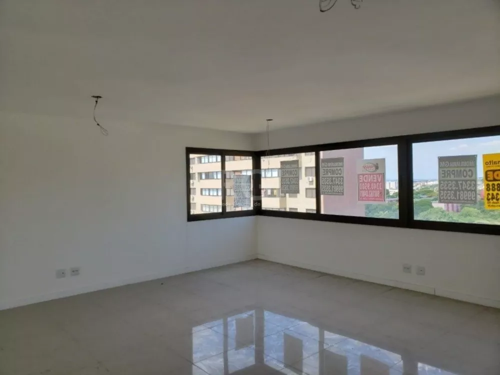 Apartamento à venda com 3 quartos, 135m² - Foto 3